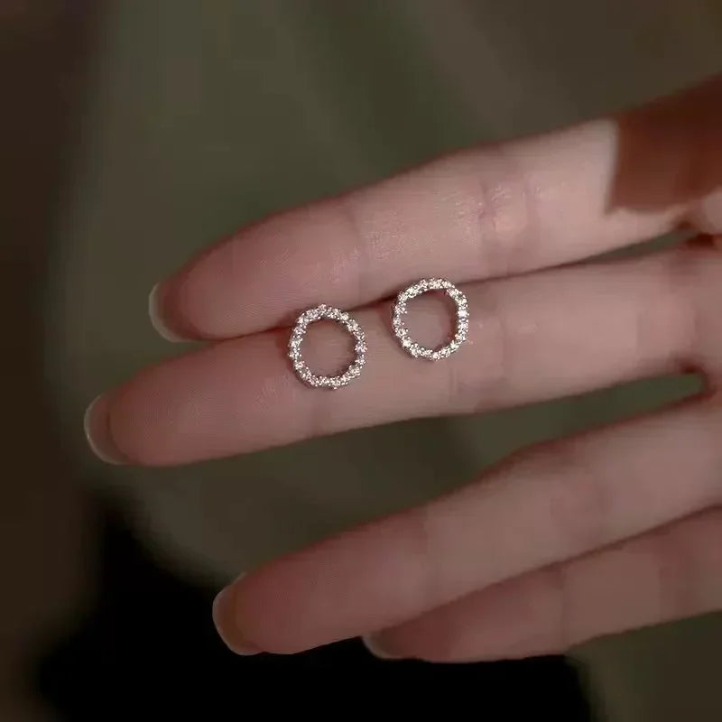 Fashion Trend Elegant Crystal Circle Pendant Necklace