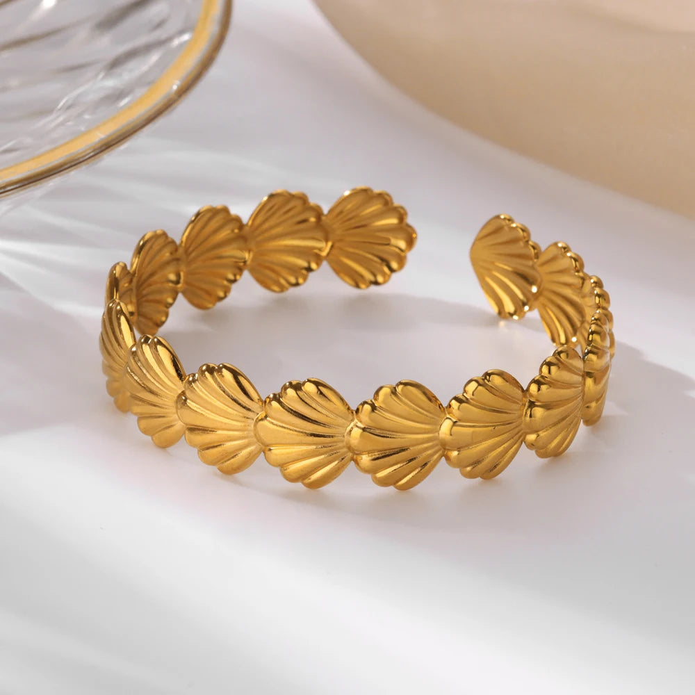 Stainless Steel Wide Bangles For Women'S Luxury Gold Color Chunky Flower Cuff Bangle Bracelet Femme Vintage Wedding Jewelry Gifts