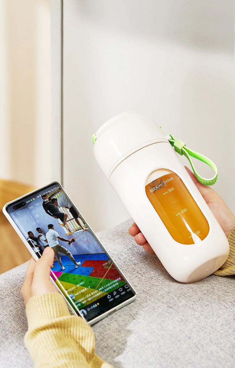 Wireless Portable Juice Cup, Kitchen and Outdoor Tool, with a 12-Blade Cutter Head, Easy to Operate and Convenient to Clean.