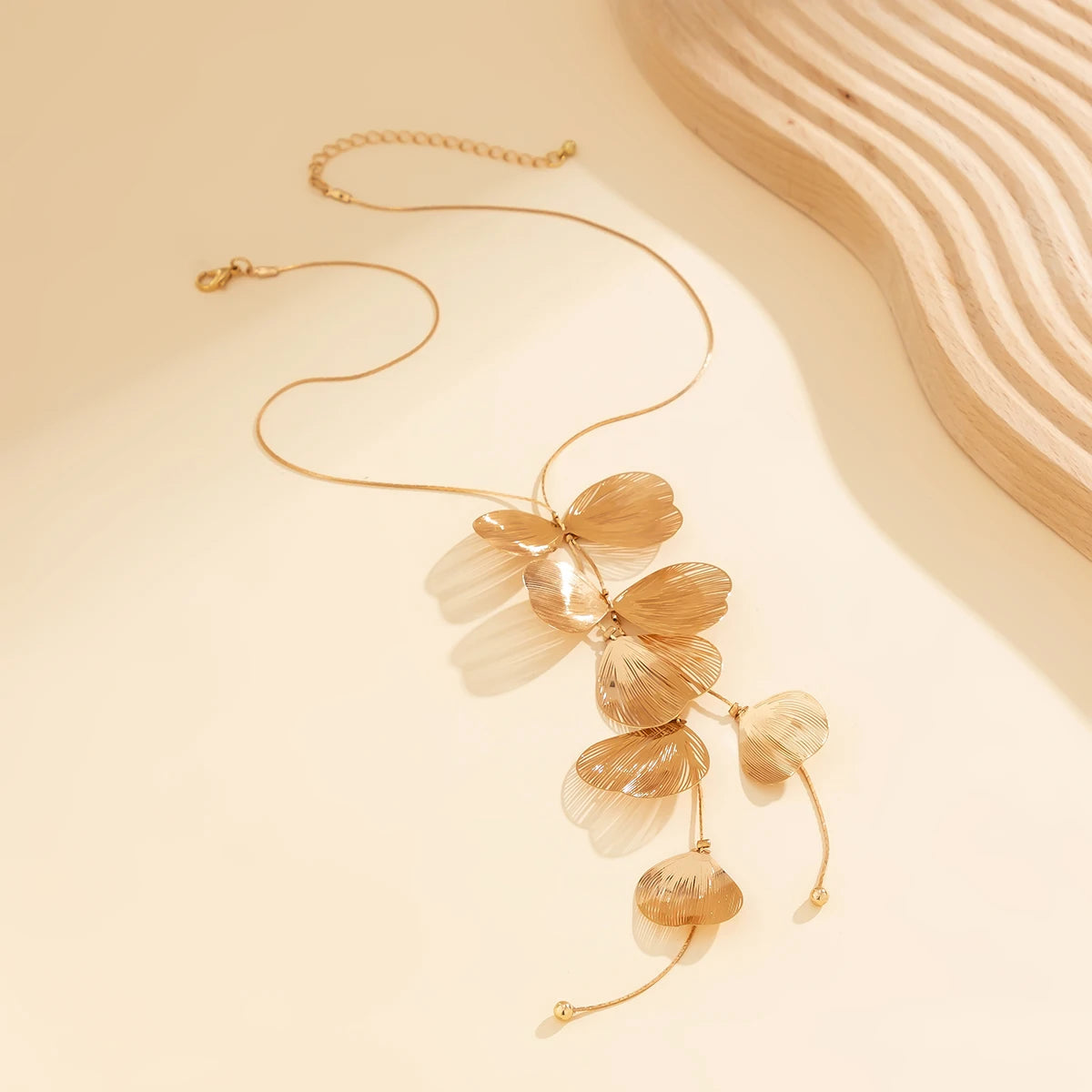 Purui Trendy Gold Color Metal Petal Charm Long Tassel Necklace For Women'S Choker Chest Chain Jewelry Collar Gifts Wedding