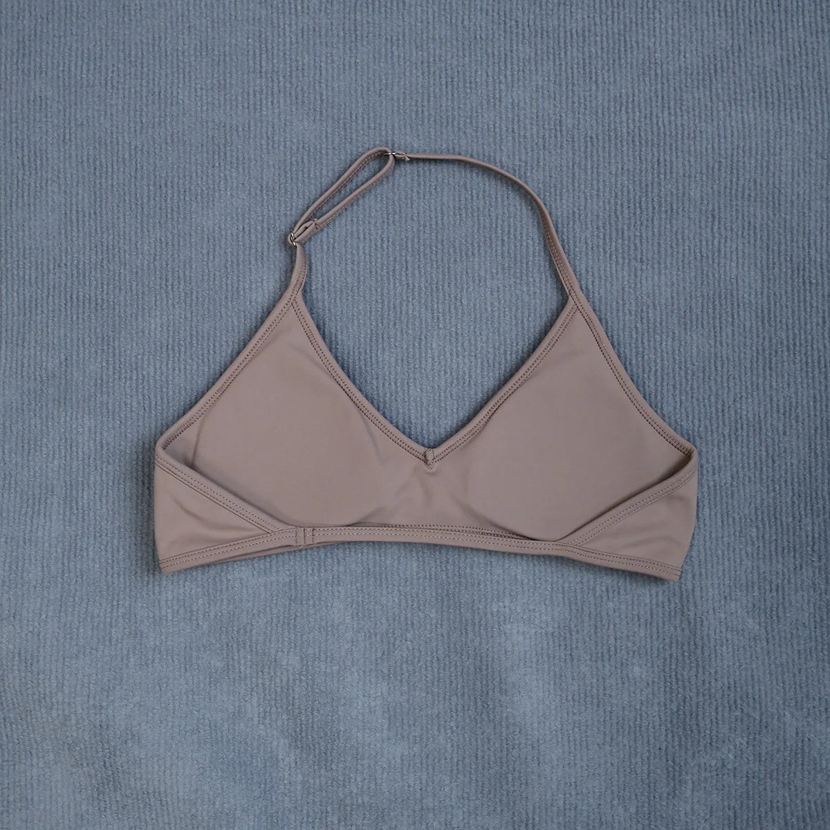 Women's Summer Halter Neck Padded Sports Yoga Bra Shock Absorption Support Backless Crop Top for Outdoor Running And Gym