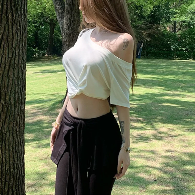Summer Sexy Off-Shoulder Hot Girl Short Top Women T Shirt Slim Basic Solid Crop Top Short Sleeve Casual T-shirt Design Sense