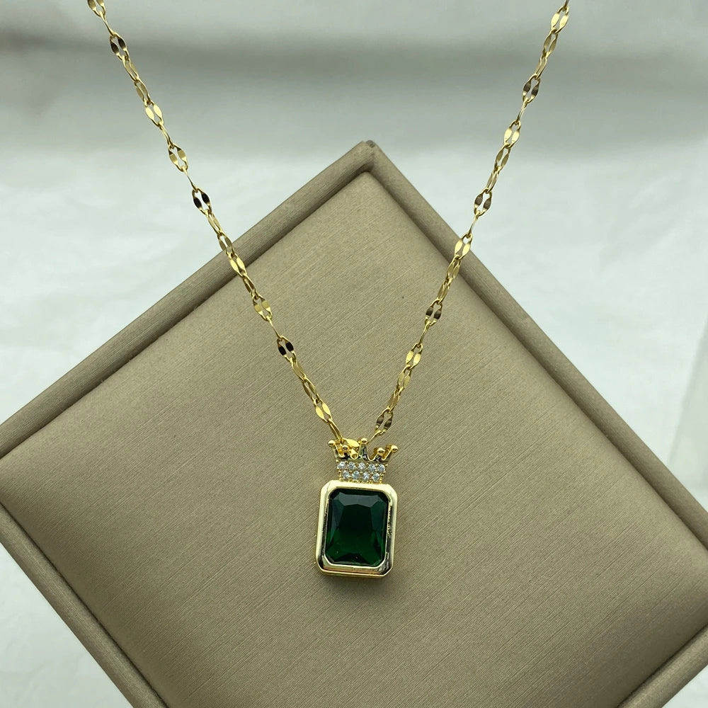 18K Gold Plated Stainless Steel Necklace for Women Copper Pendant Necklace Gold Plated Heart Butterfly Zircon Jewelry