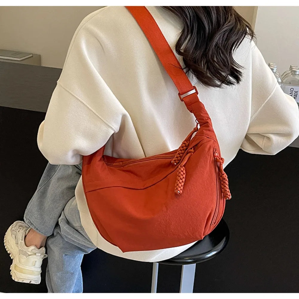 Nylon Crossbody Bags Large Capacity Korean Simplified Shoulder Bag Lightweight Solid Color Dumpling Bag Travel Sports Hobos Bag