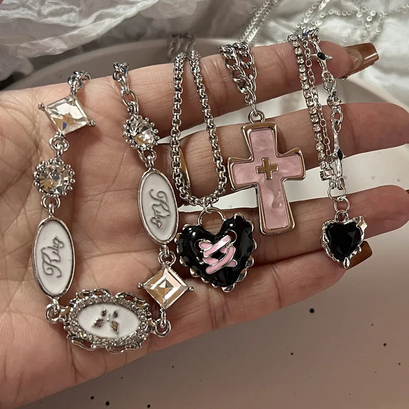 Harajuku Punk Love Heart Rhinestones Gothic Titanium Steel Necklace For Women'S New Cool Girl Jewelry Gifts For Friend