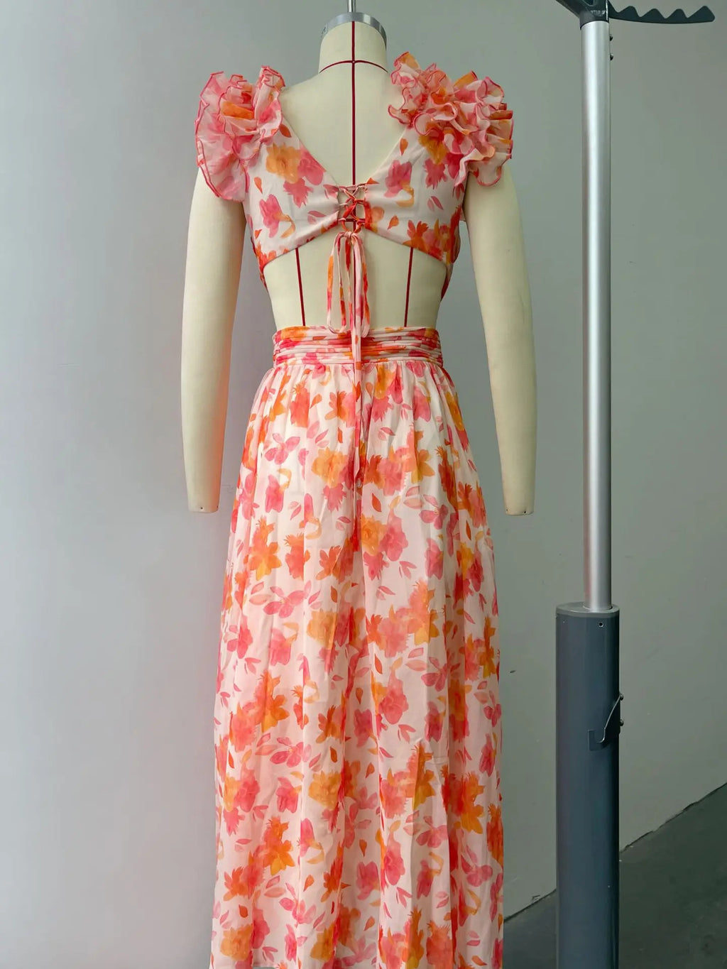 Deep V-Neck Backless Slim Fit Ruffled Floral Dress Summer Vacation Sexy Print Long Dress