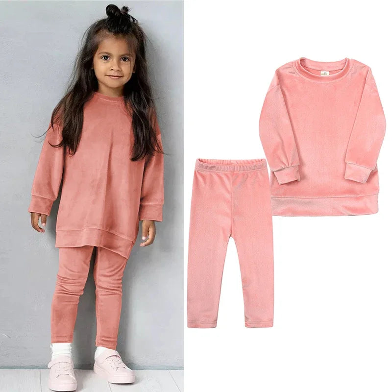 Kids Tales Unisex Velvet Sweatshirt and Pants Set - Thick Fleece