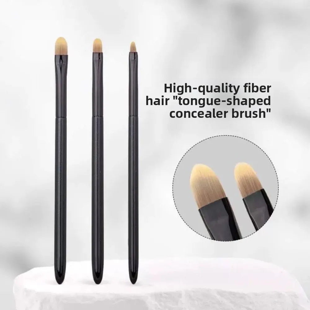 Tongue-shaped Flat Detail Concealer Brush, Soft Bristles Seamless Coverage for Dark Circles, Acne Marks & Spots