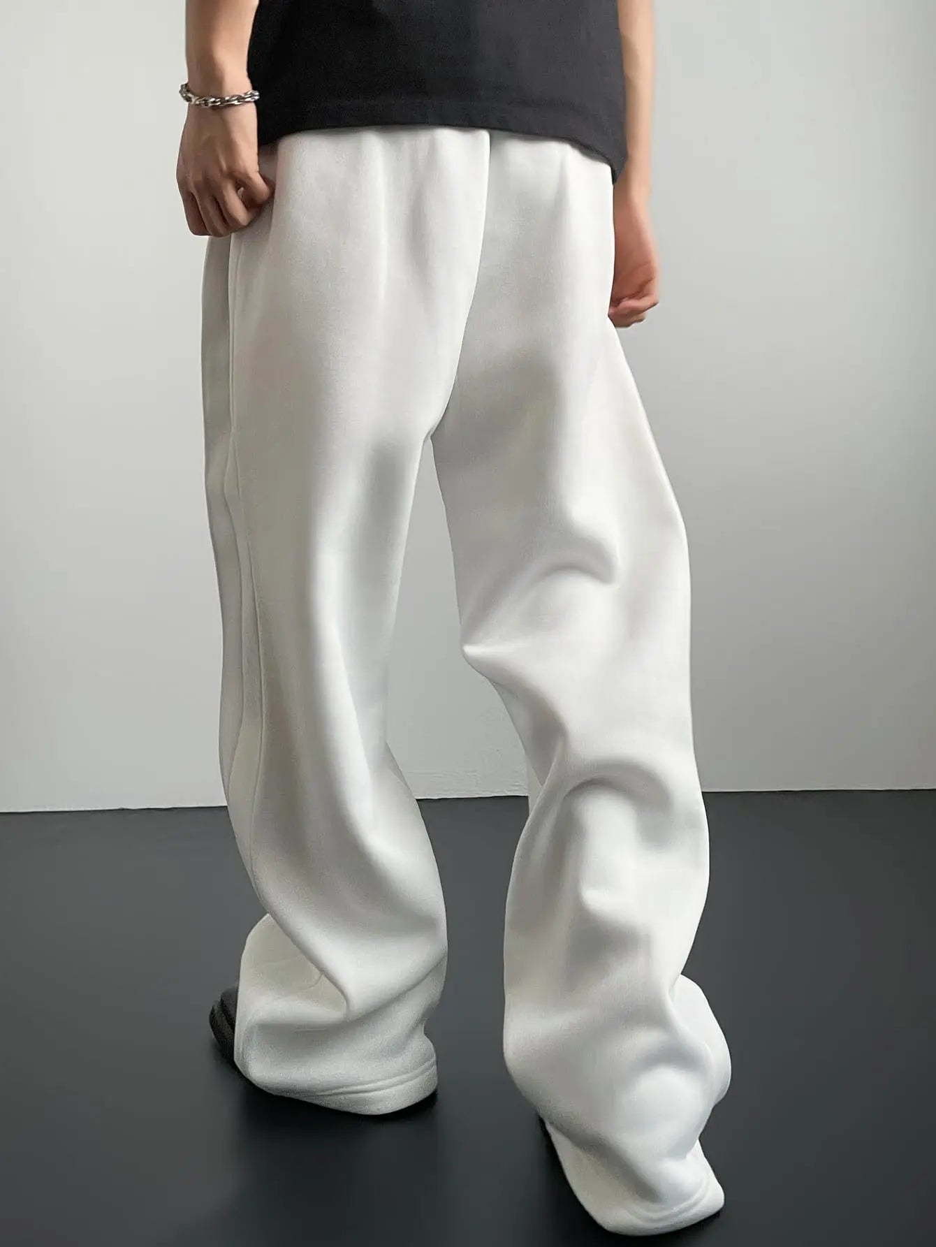 Mens Sweatpants Straight Fit Joggers for Sports and Streetwear Loose Oversized Casual Pant Drawstring Multi-pocket Men Long Pant