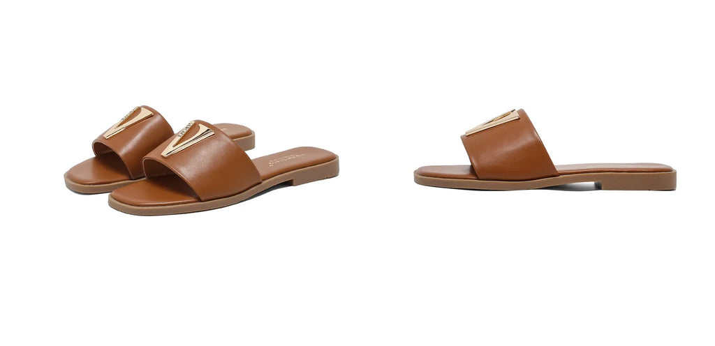 Women's Metal Letter Decorative Flat Slippers - Casual Beach Shoes
