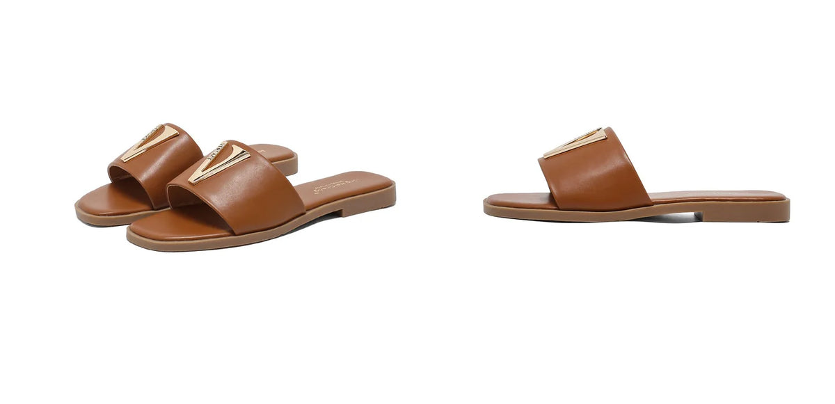 Women's Metal Letter Decorative Flat Slippers - Casual Beach Shoes