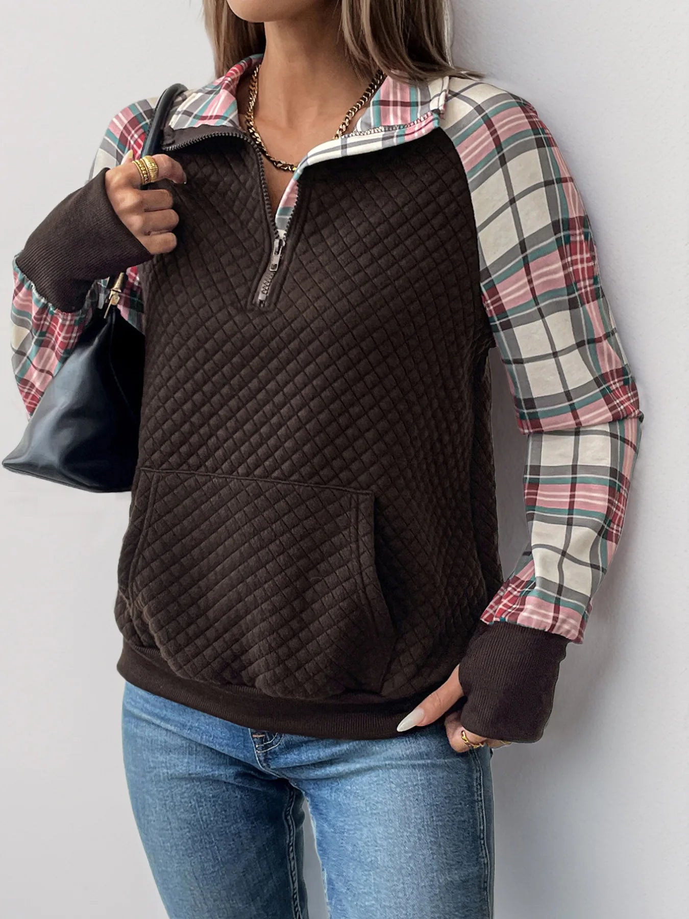Women's Quilted Half Zip Pullover Plaid Sleeve Kangaroo Pocket Sweatshirt 2026