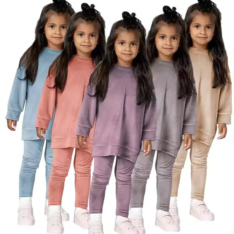 Kids Tales Unisex Velvet Sweatshirt and Pants Set - Thick Fleece