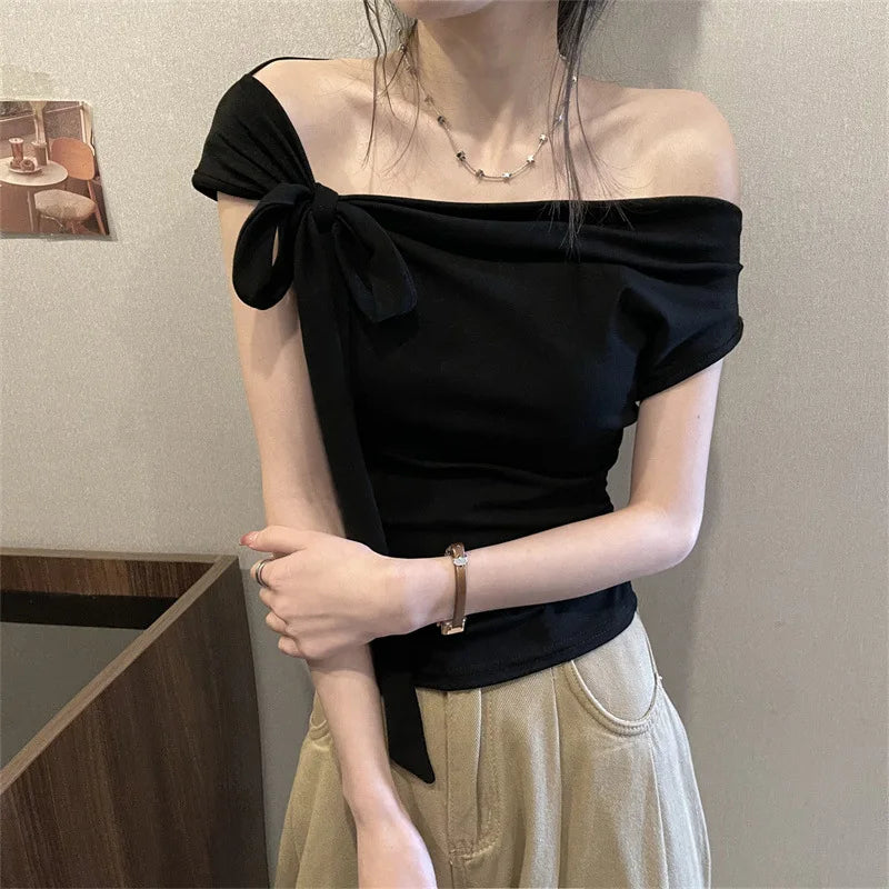 Pure Desire  Knot Short Sleeve One Shoulder T-Shirt Women Summer High Waist Short Sweet And Spicy Small Top