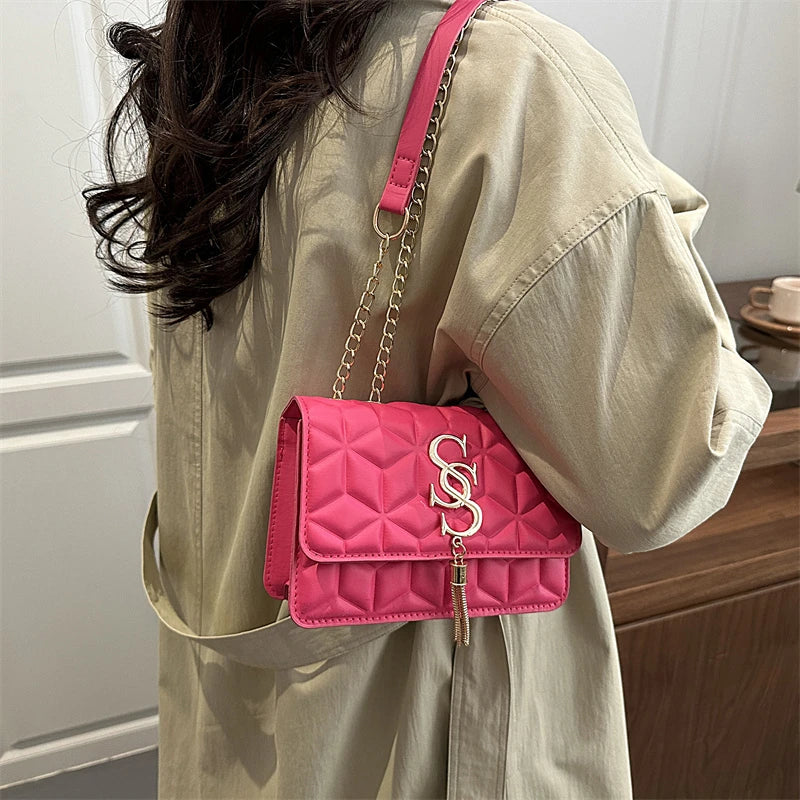 Fashionable Small Fragrant Style Argyle Quilted Small Square Bag Metal Letter Tassel Diagonal Cross Bag Commuter Shoulder Bag