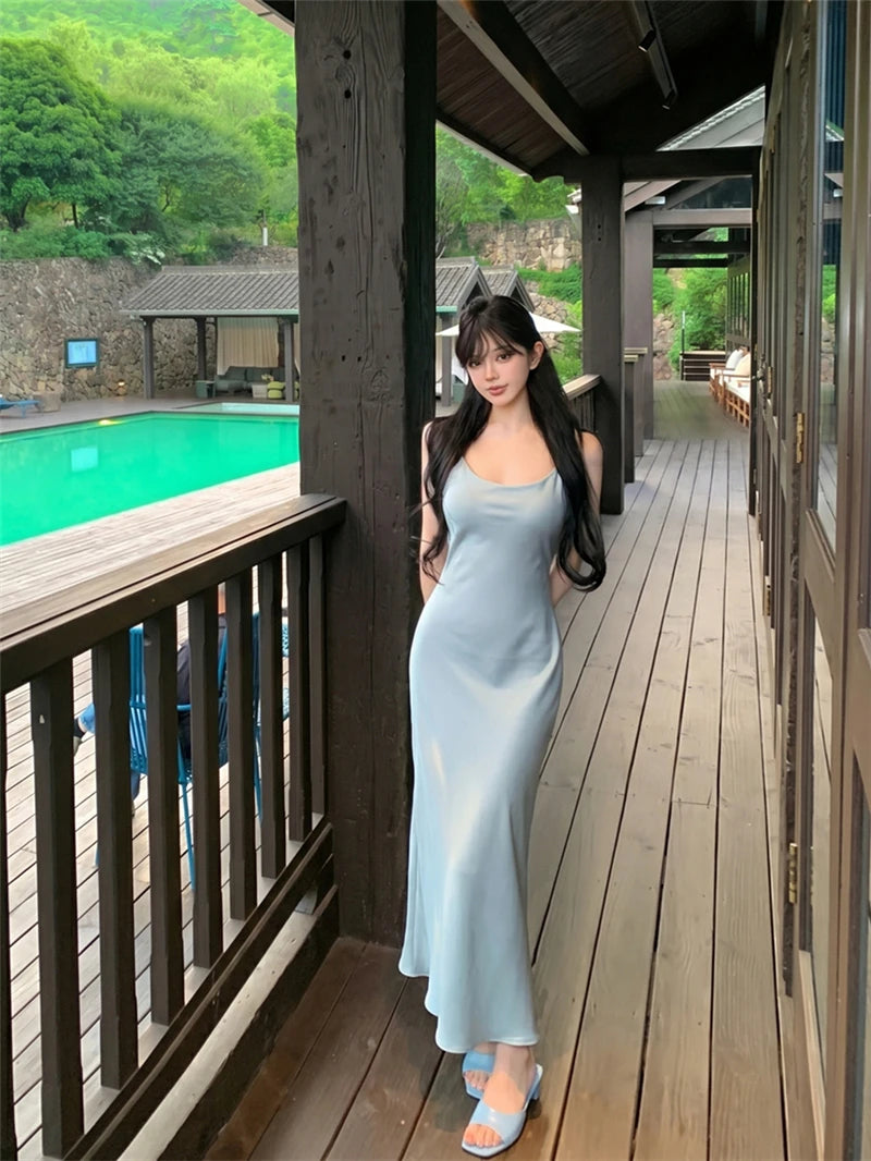 Sexy Retro V-Neck Strap Dress Women's Slim Fit Long Skirt High Waist Summer Design Sensation Lady Style Comfortable Breathable
