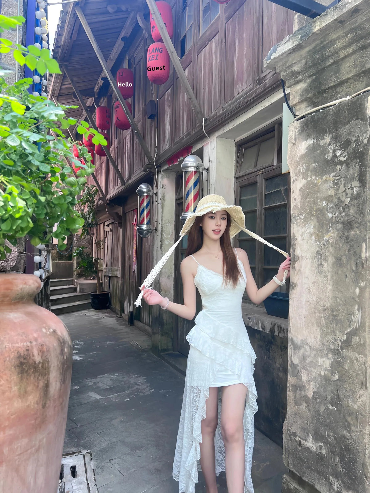 Summer New Style White Lace Irregular Belted Strap Dress Women's Beach Vacation Dress Slim Fit French Style No Sleeve Dress