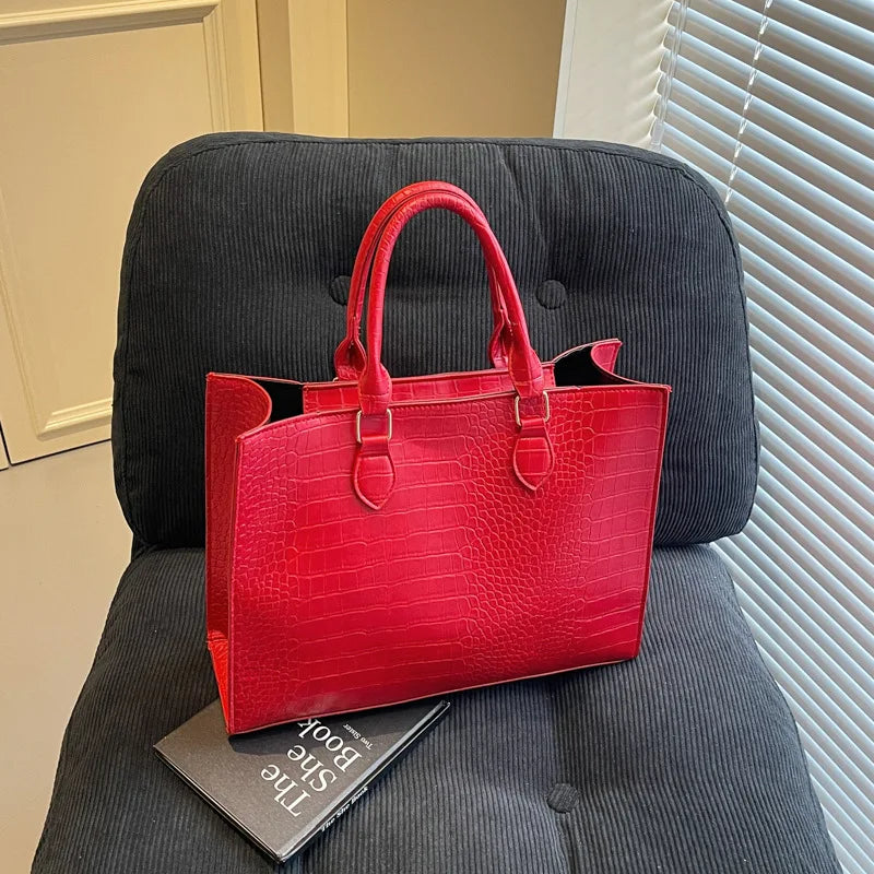 Spring 2025 Large Capacity Fashionable Handbag Casual Commuting Trendy Crocodile Pattern Tote Bag Street Style PU Material