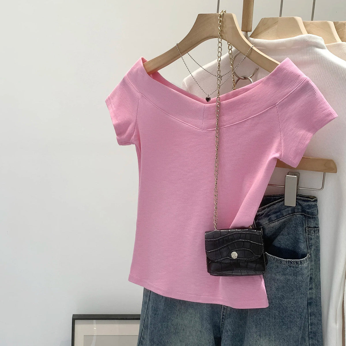 Women's One-Shoulder Short Sleeve T-Shirt - Pink Knit Backless Top