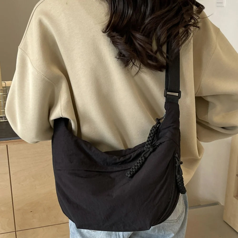 Nylon Crossbody Bags Large Capacity Korean Simplified Shoulder Bag Lightweight Solid Color Dumpling Bag Travel Sports Hobos Bag