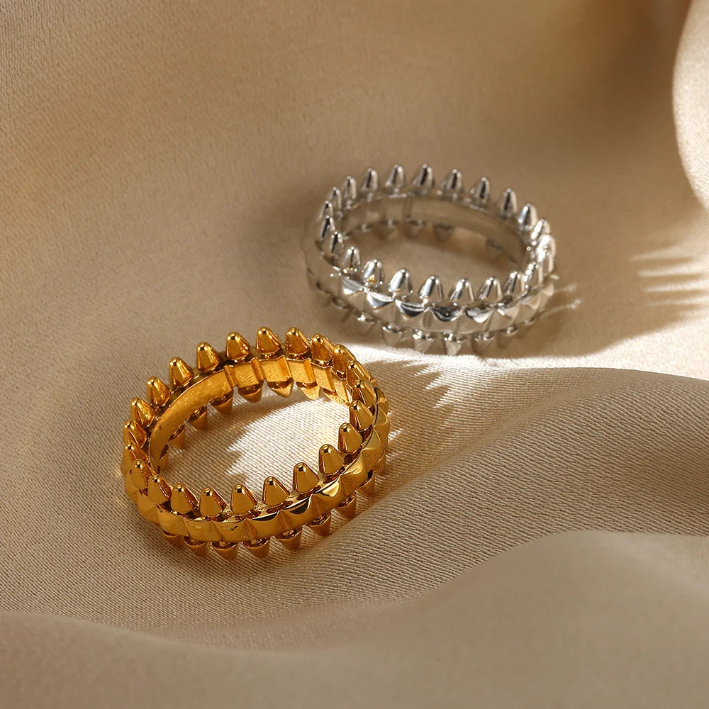 2025 Design Style Riveted Bullet Stainless Steel Rings For Women'S Punk Gold Color Creative Ring Broad Surface Finger Jewelry