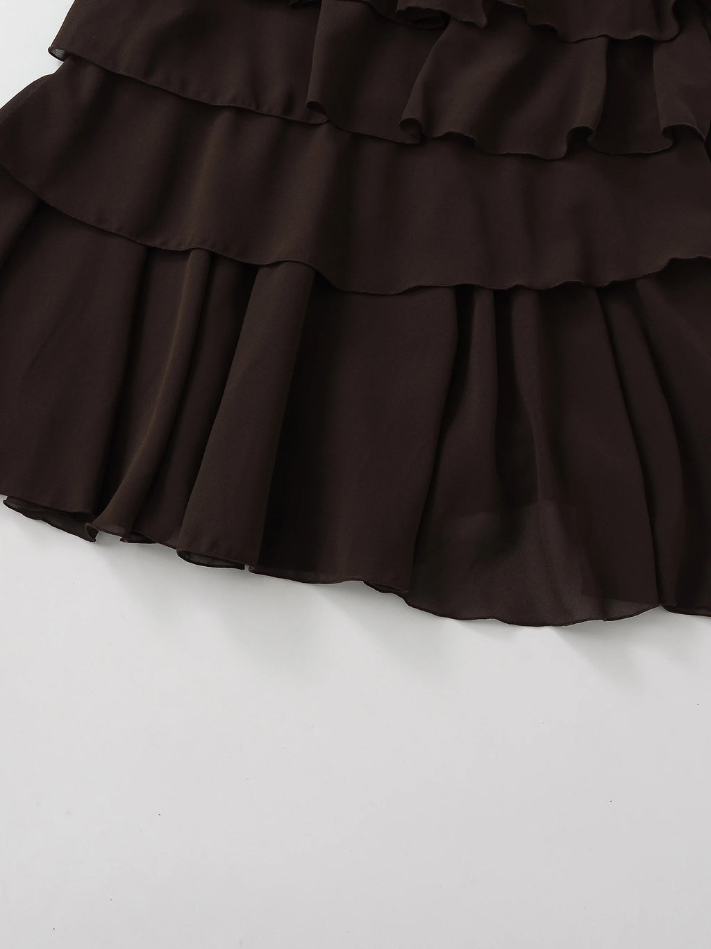 Vintage Tiered Brown Party Commute Modern High Street Long Skirt Elegant Streetwear Fashion 2026 Spring Female Skirt