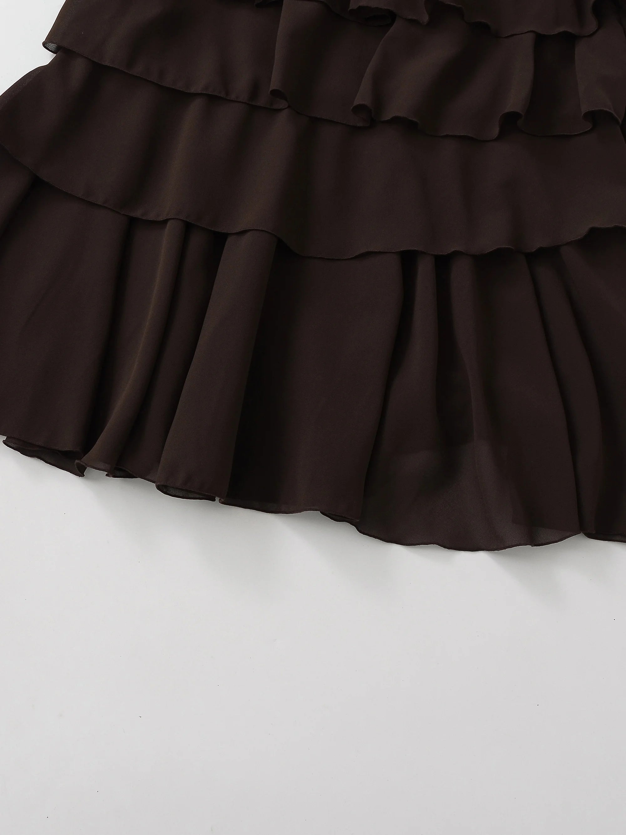 Vintage Tiered Brown Party Commute Modern High Street Long Skirt Elegant Streetwear Fashion 2026 Spring Female Skirt