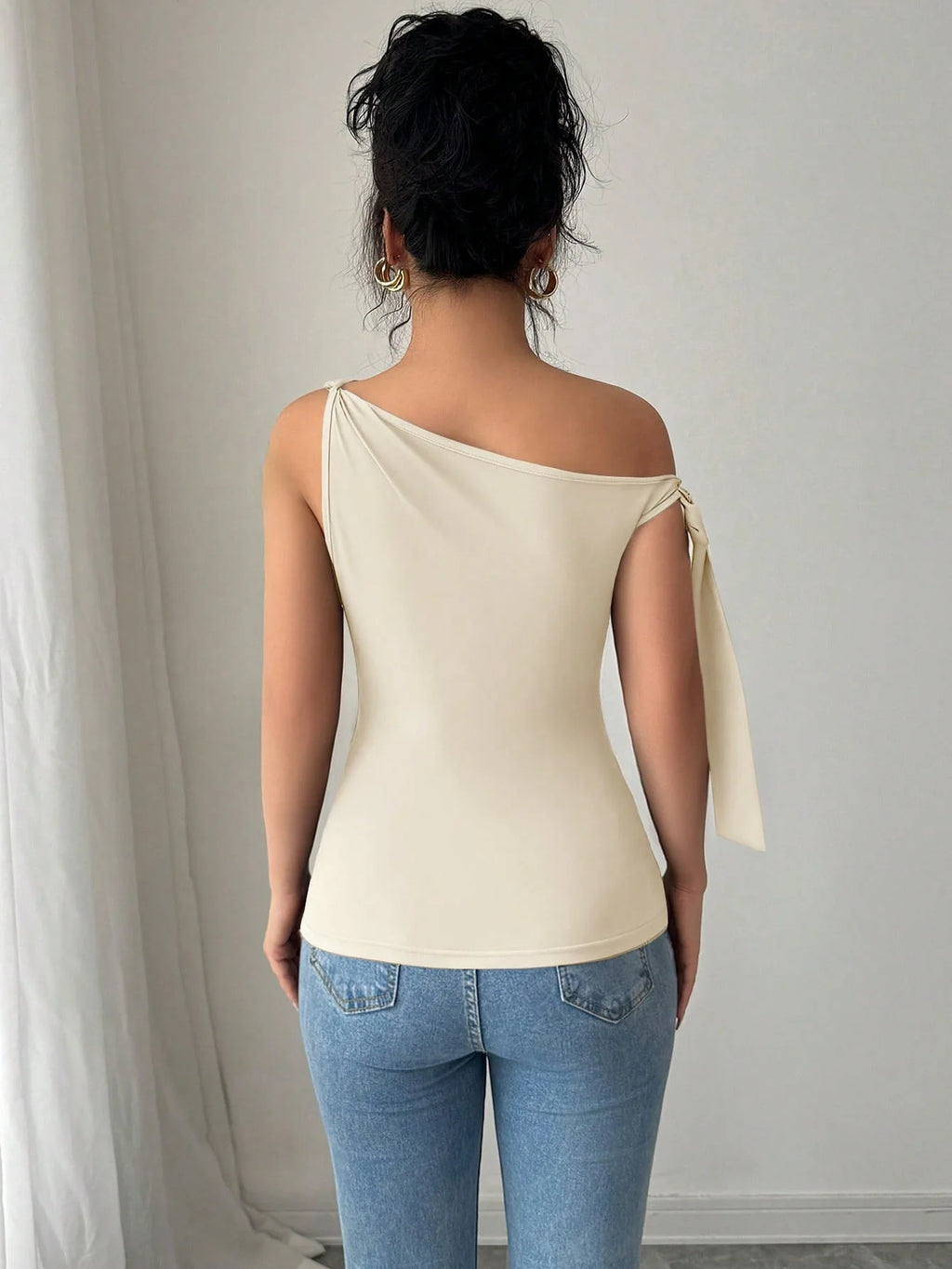 New Women's Elegant Commuter Solid Color Slash Shoulder Kink Lace-Up Slim T-Shirt