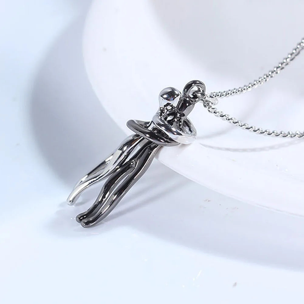 Fashion Hugging Necklace Jewelry Choker Hug Pendant Chain Men Necklaces For Lover Women'S Couple Men Lady Female Male