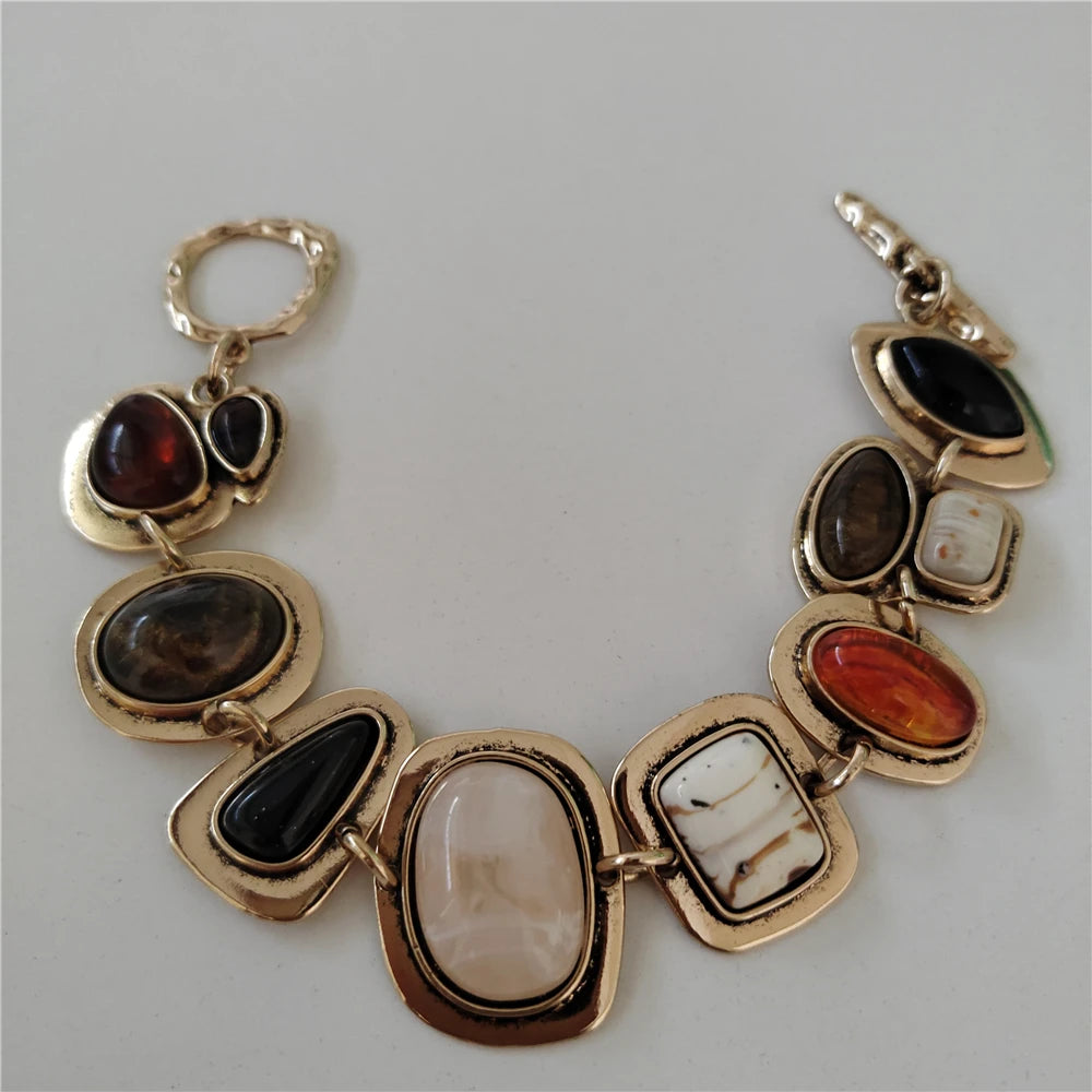 Pulsera llamativa india bohemia vintage de resina para mujer, con eslabones metálicos chapados en oro y plata, joyería de dije