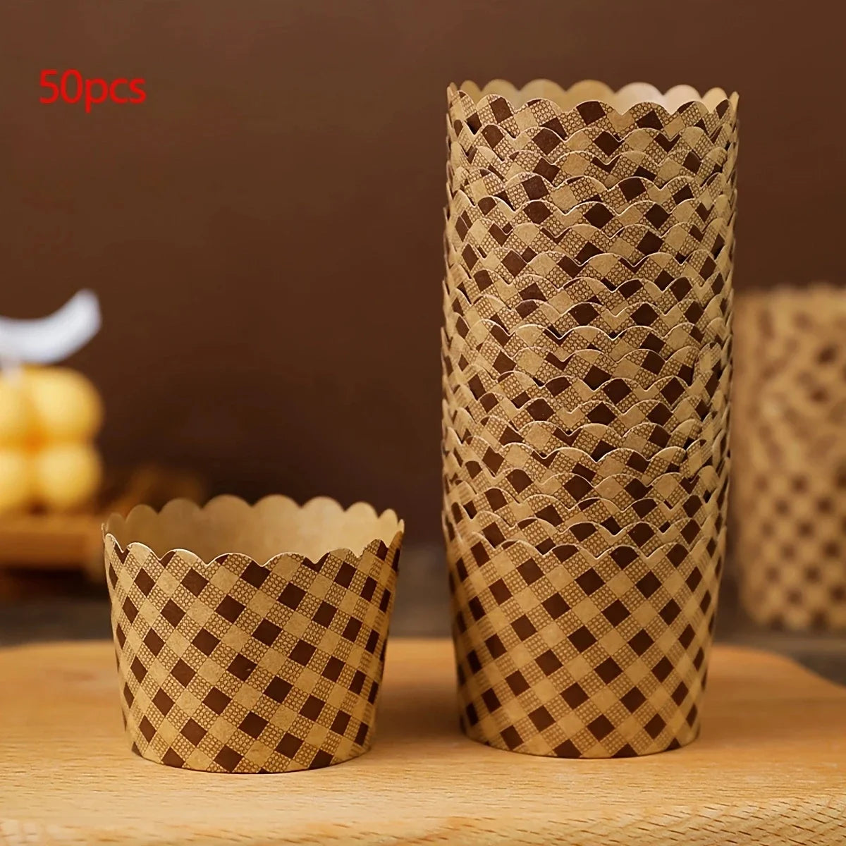 50 unidades, moldes de papel kraft resistentes al calor para magdalenas para hornear y servir - Pequeños accesorios de cocina para tartas, pasteles y más
