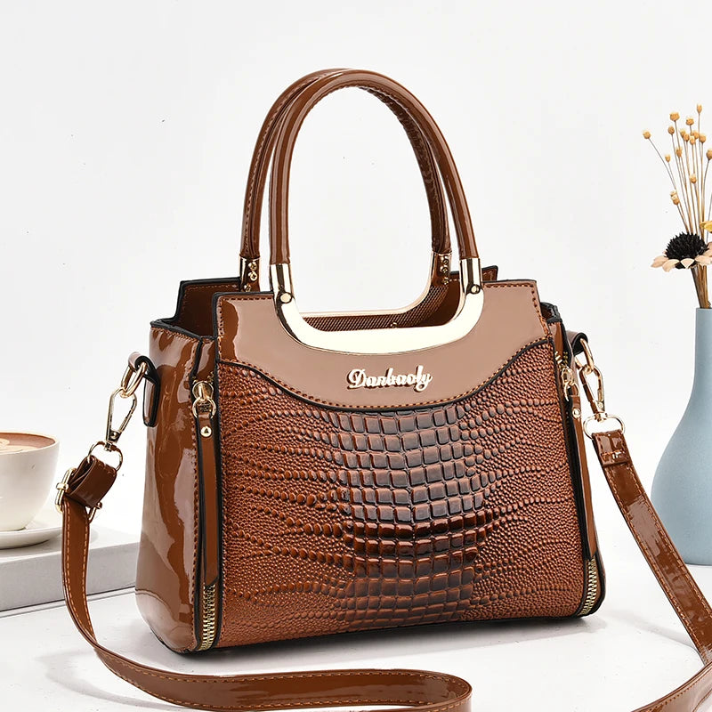 Stylish senior crocodile print women's handbag, temperament all large capacity single shoulder crossbody bag
