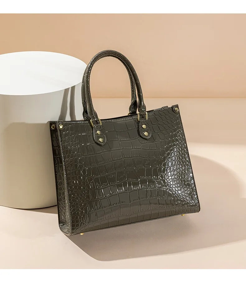 Shiny Crocodile Pattern Top-Handle Bag Women Glossy Patent Crossbody Shoulder Bag Elegant Tote Satchel with Key Pendant