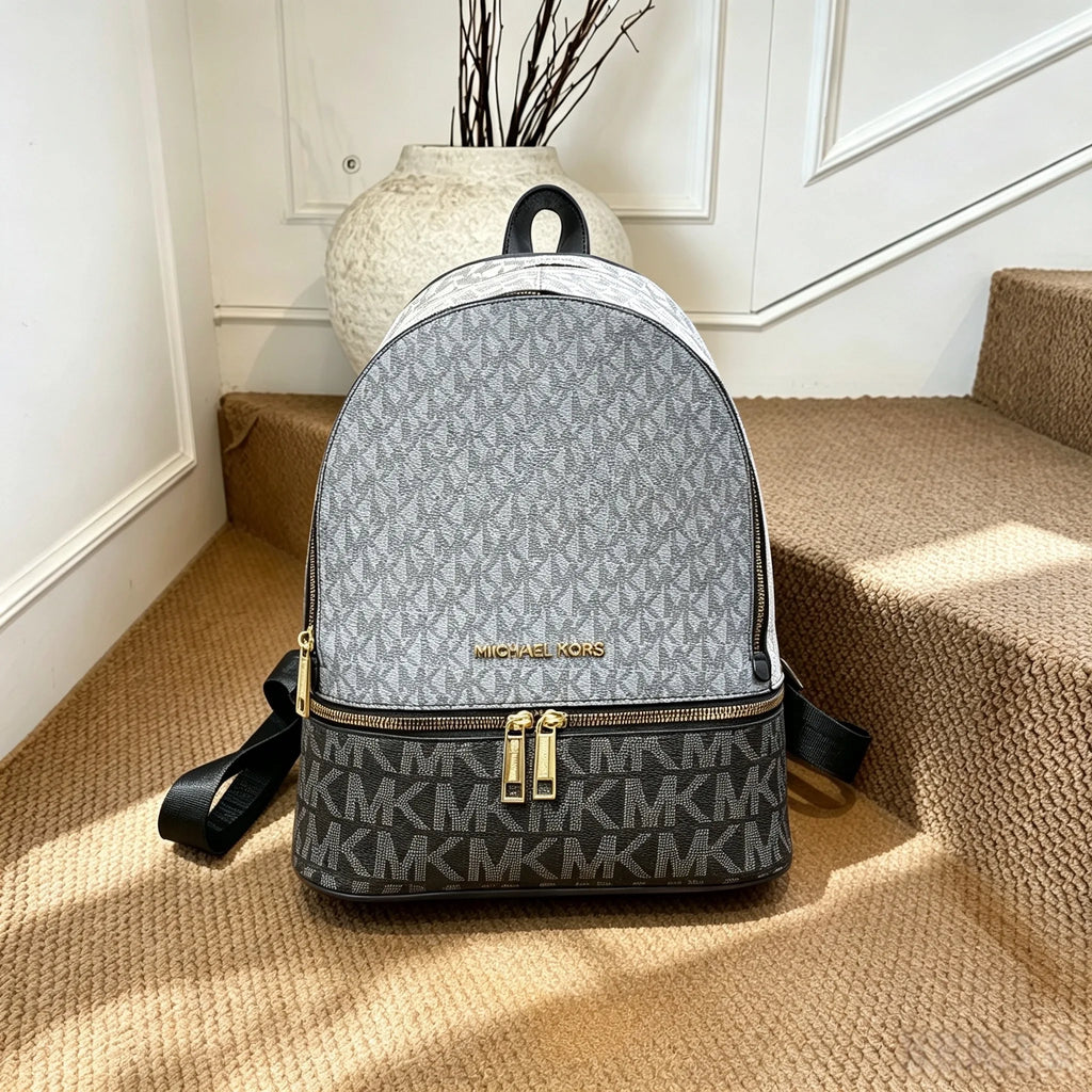 Brand new design Michael Kors Young Chamber women's backpack, a classic, stylish, versatile shoulder bag
