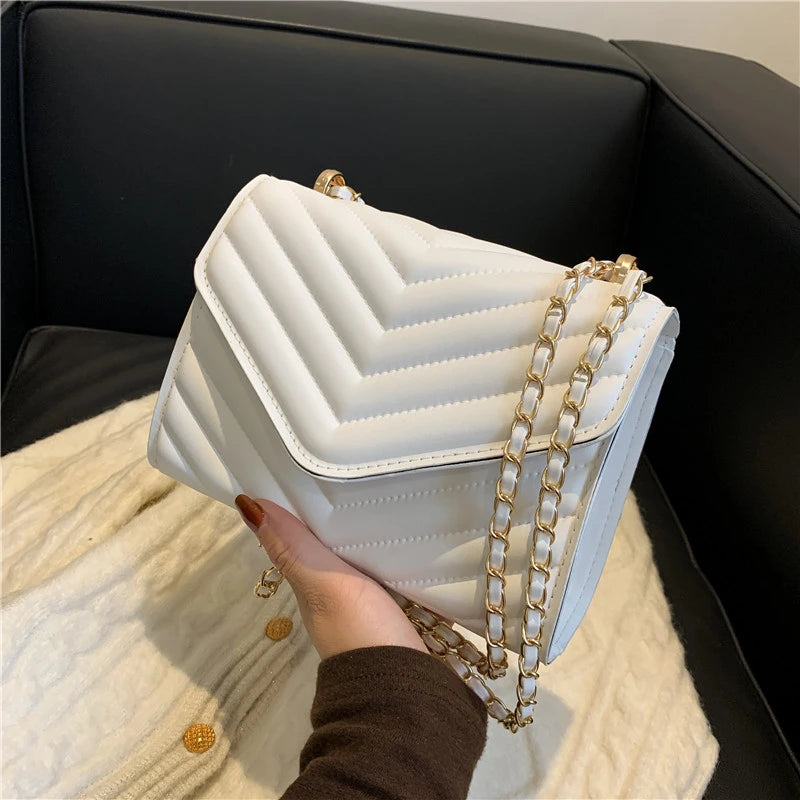 Fashionable Elegant Argyle Quilted Small Square Bag Woven Chain Magnetic Suction Buckle Diagonal Cross Bag Commuter Shoulder Bag