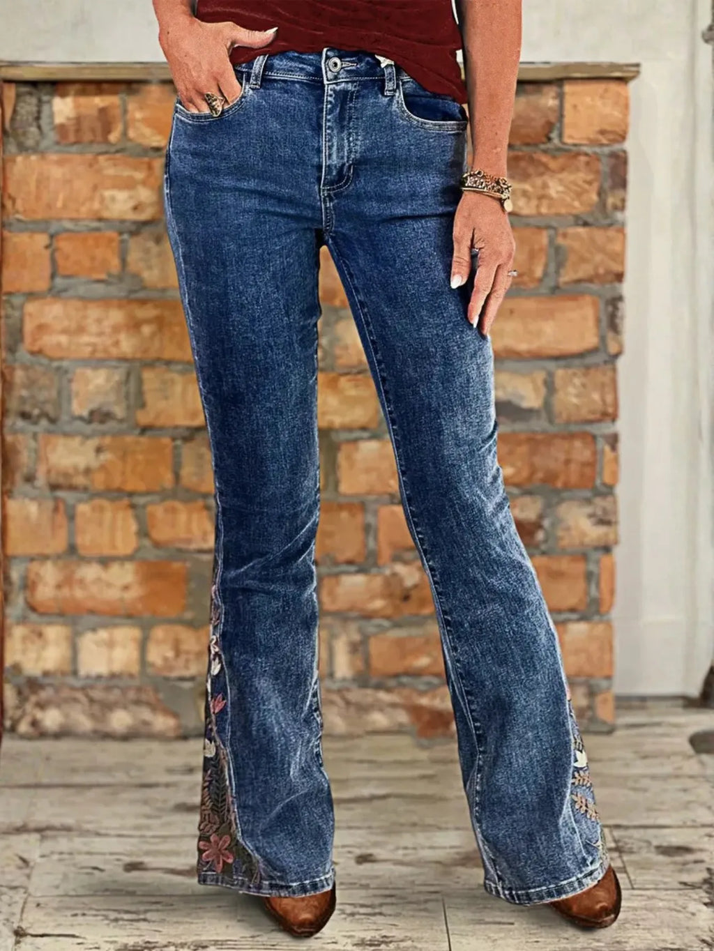 【HME】Jeans | Retro Boho Chic Denim Pants, Ladies Mid‑Rise Bootcut Denim Jeans, Exquisite Side Floral Embroidery Detail, Stretchy Washed Denim Fabric, Figure‑Friendly Slim Flare Pants For All Body Types Daily Wear