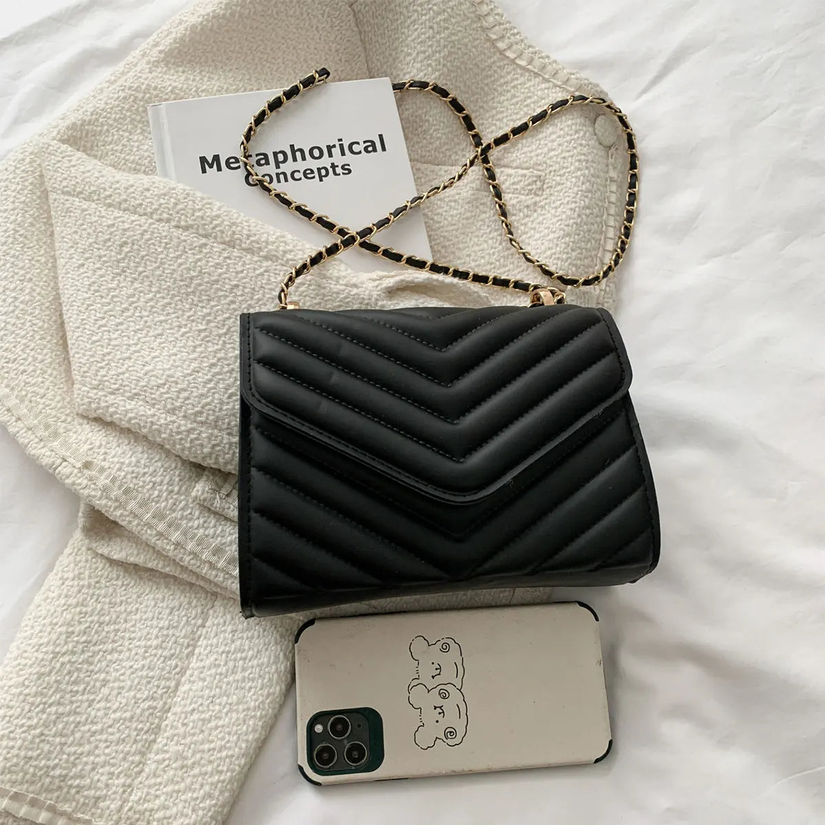 Fashionable Elegant Argyle Quilted Small Square Bag Woven Chain Magnetic Suction Buckle Diagonal Cross Bag Commuter Shoulder Bag