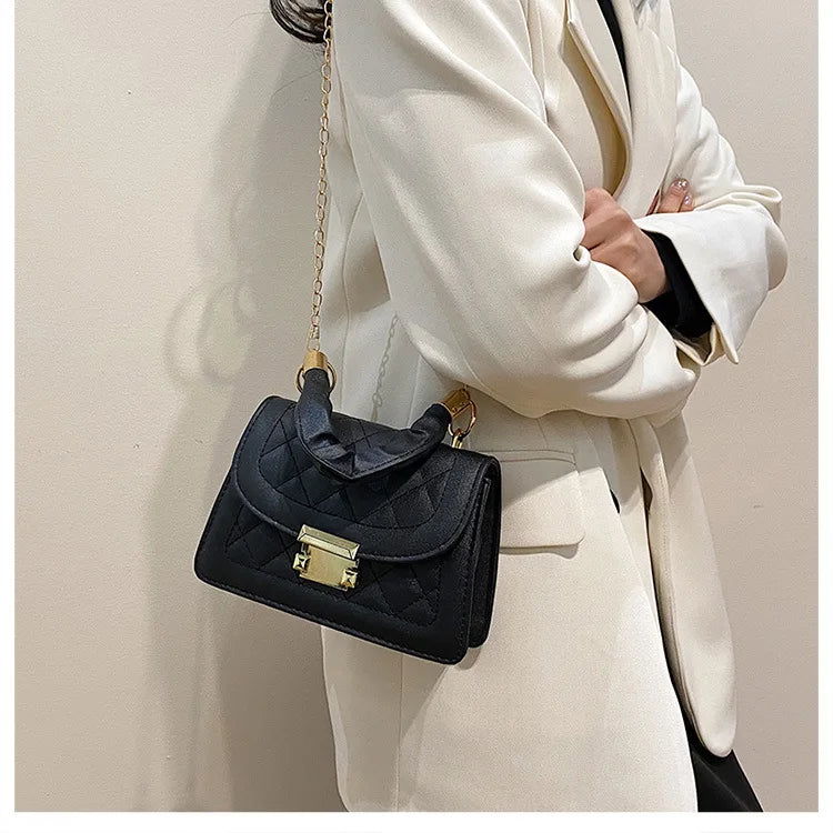 Elegant Women Quilted Top Handle Bags with Gold Chain Strap Ruched Handbag Fashion Lock Crossbody Bag Chic Mini Shoulder Purse