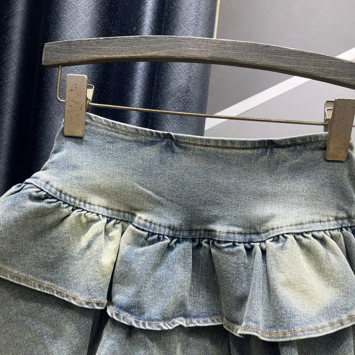2026 Autumn New Spice Girl Retro Denim Cake Skirt, Women's High Waist Layered Ruffle Leaf Edge Mini Skirt, Blue Black Faldas