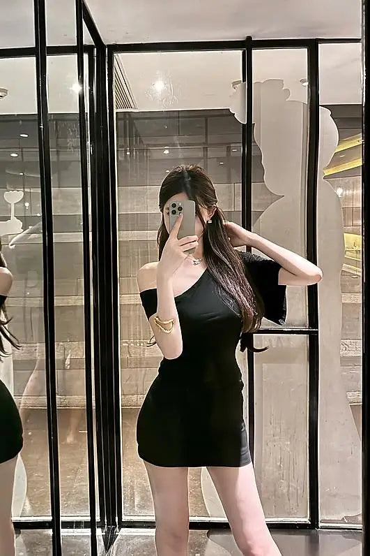 Summer New Style Casual Loose Shoulder Sexy White T-shirt Women's Short Sleeve Short Length Slimming Show Shoulder Top