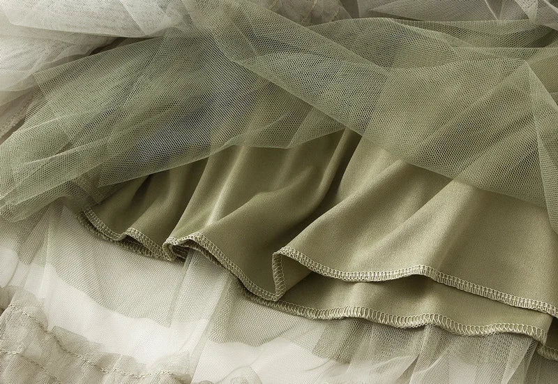 Autumn and Winter New Color Scheme Fashionable Dress for Women Big Swing Yarn Skirt Sweet Lace Pleated Edge Dancing Skirt 1391