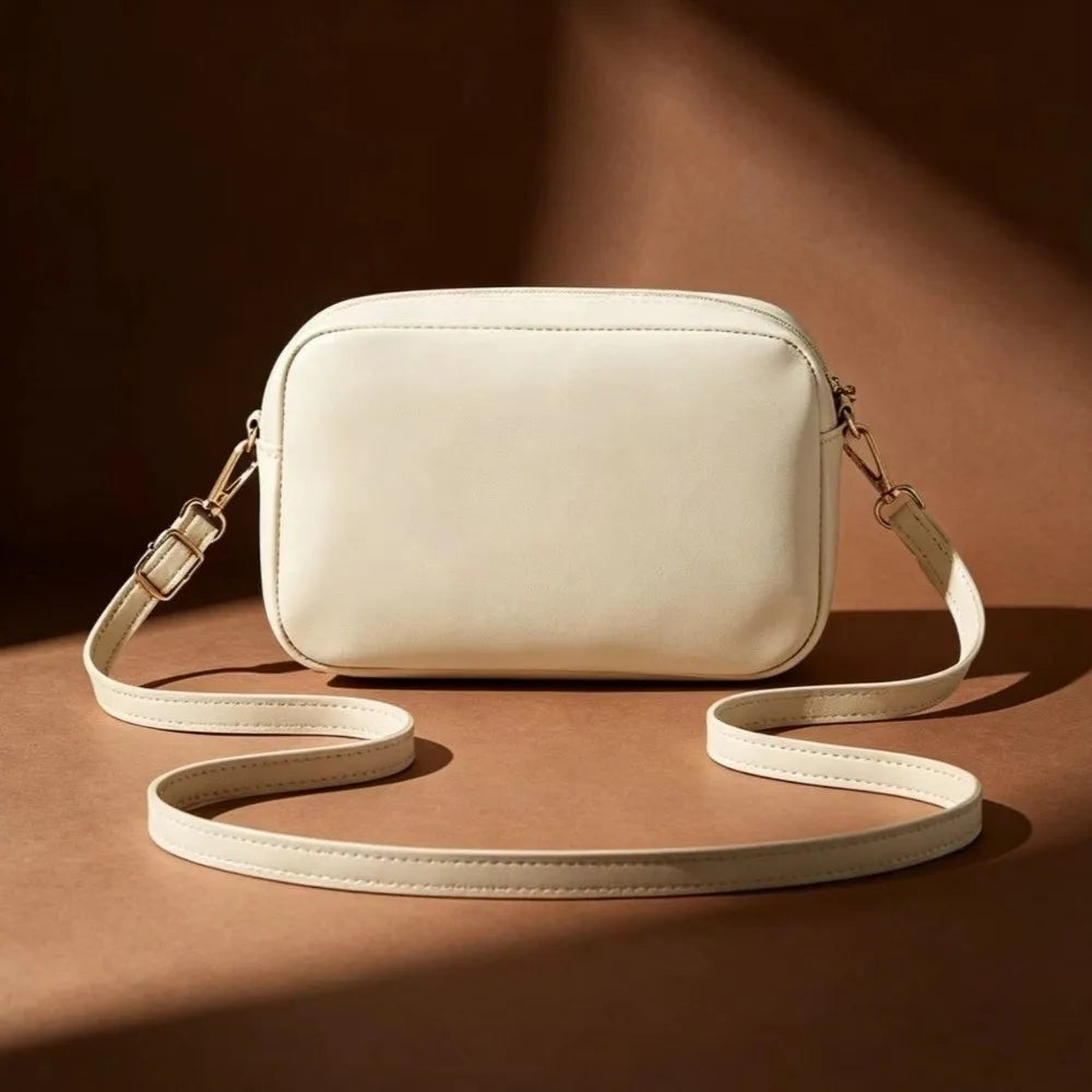 New Bohemian Style Hollow Square Bag PU Leather Ajustable Strap Crossbody Bag Zipper Clousure Boho Beach Bag Vacation Outfits