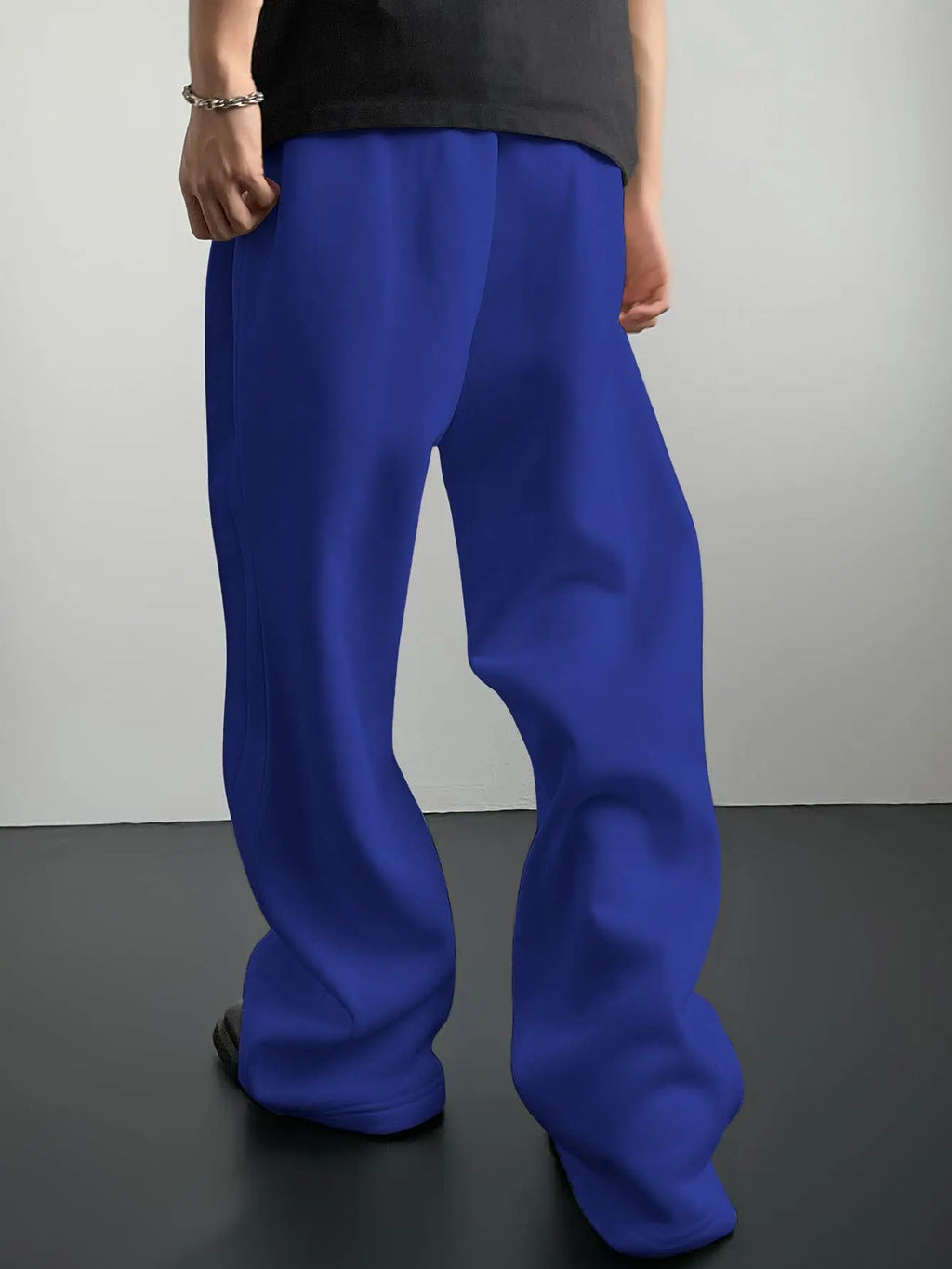 Mens Sweatpants Straight Fit Joggers for Sports and Streetwear Loose Oversized Casual Pant Drawstring Multi-pocket Men Long Pant