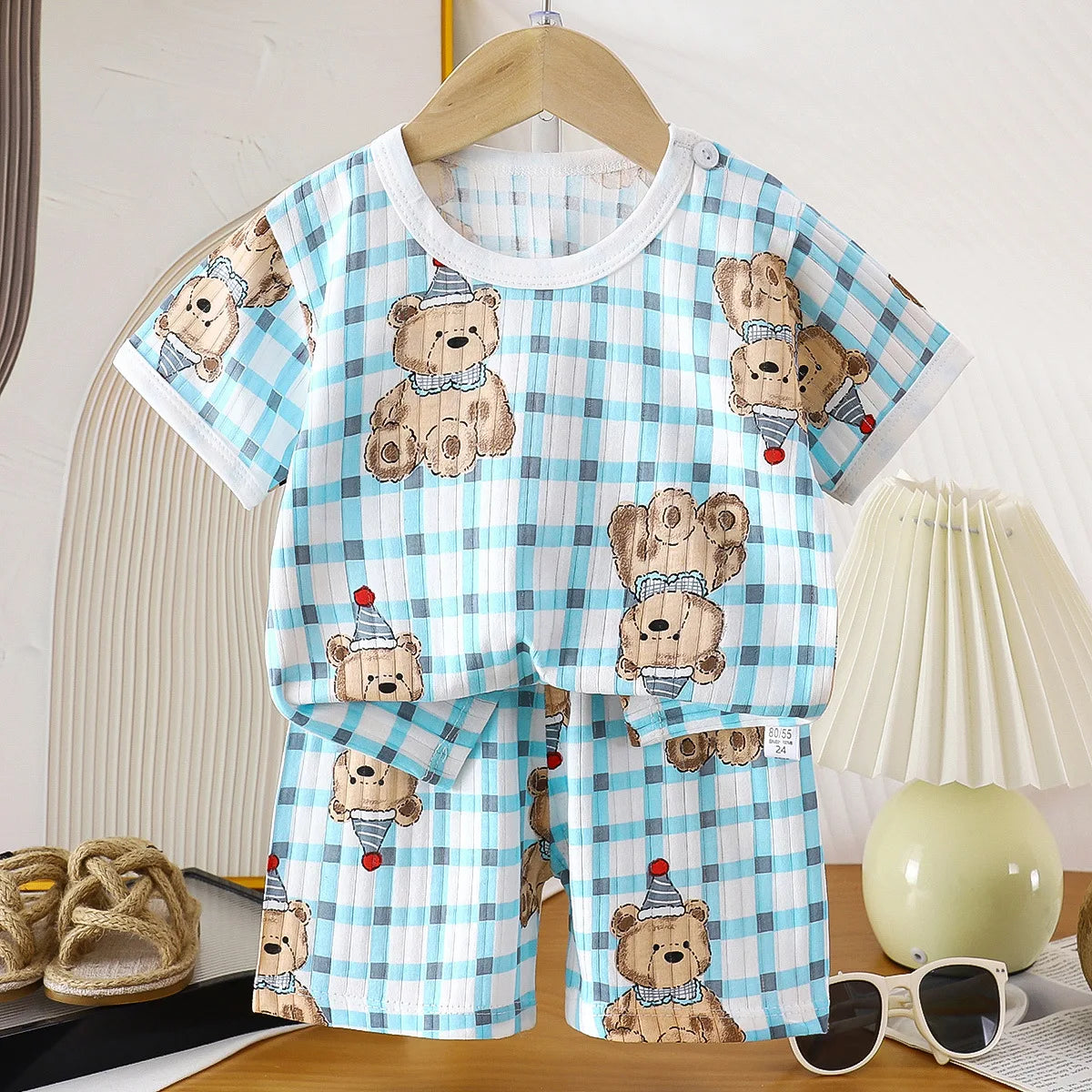 Children's 2-Piece Summer T-Shirt and Shorts Set - Animal Print