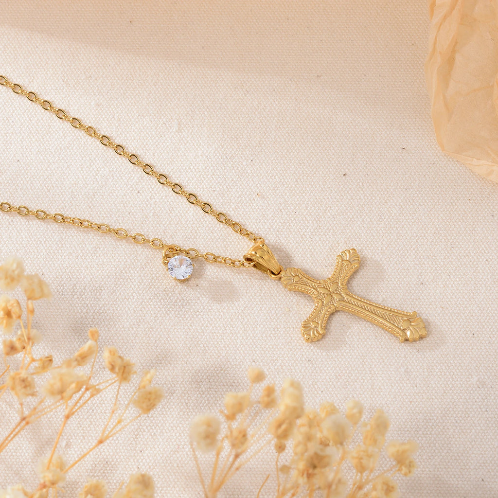 Cross Pendant Necklace For Women'S, 18K Gold Plated Stainless Steel, Hypoallergenic Waterproof Fine Jewelry