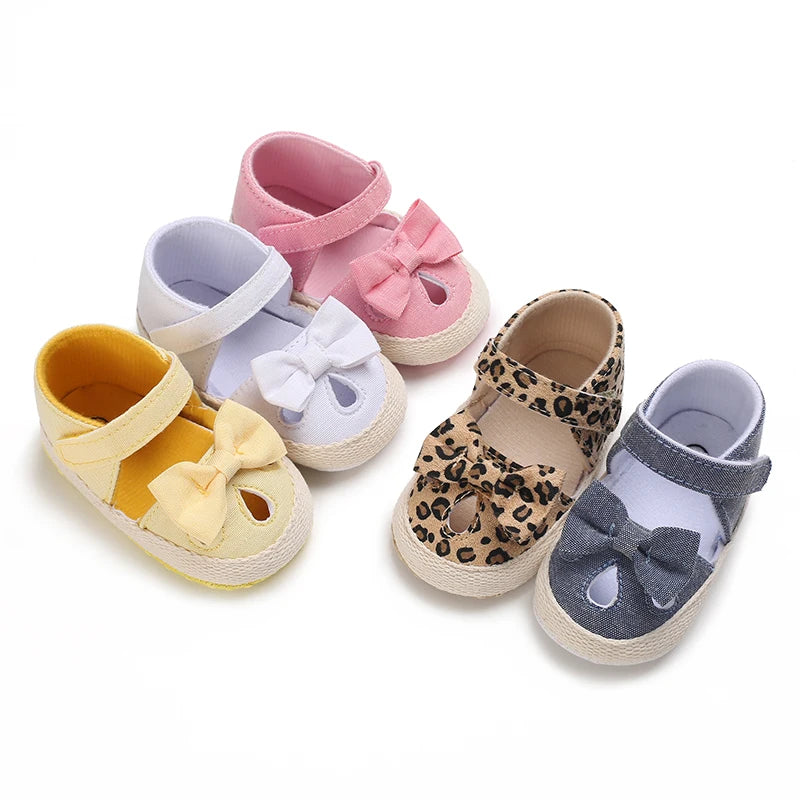 Summer Girls Baby Shoes Fashionable and Cute Casual Sandals Soft Cloth Sole Comfortable and Lightweight Walking Shoes