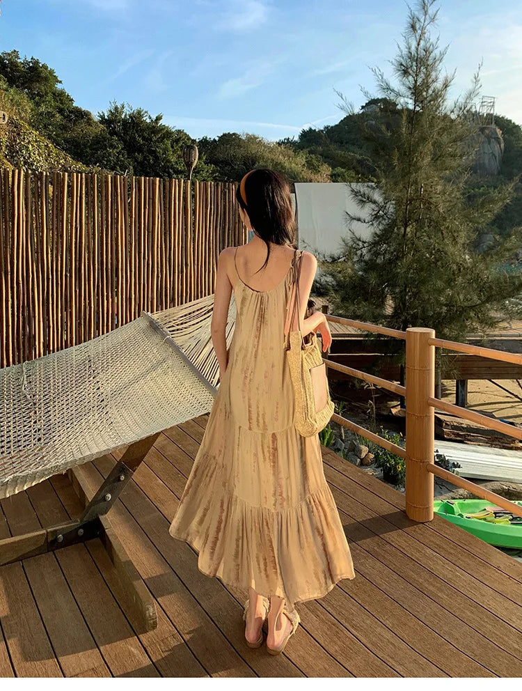 Summer Breeze New Style Folded Hem Strap Dress French Vacation Cool Neck Hanging Skirt Long A-Line Gown round Neck Sleeveless
