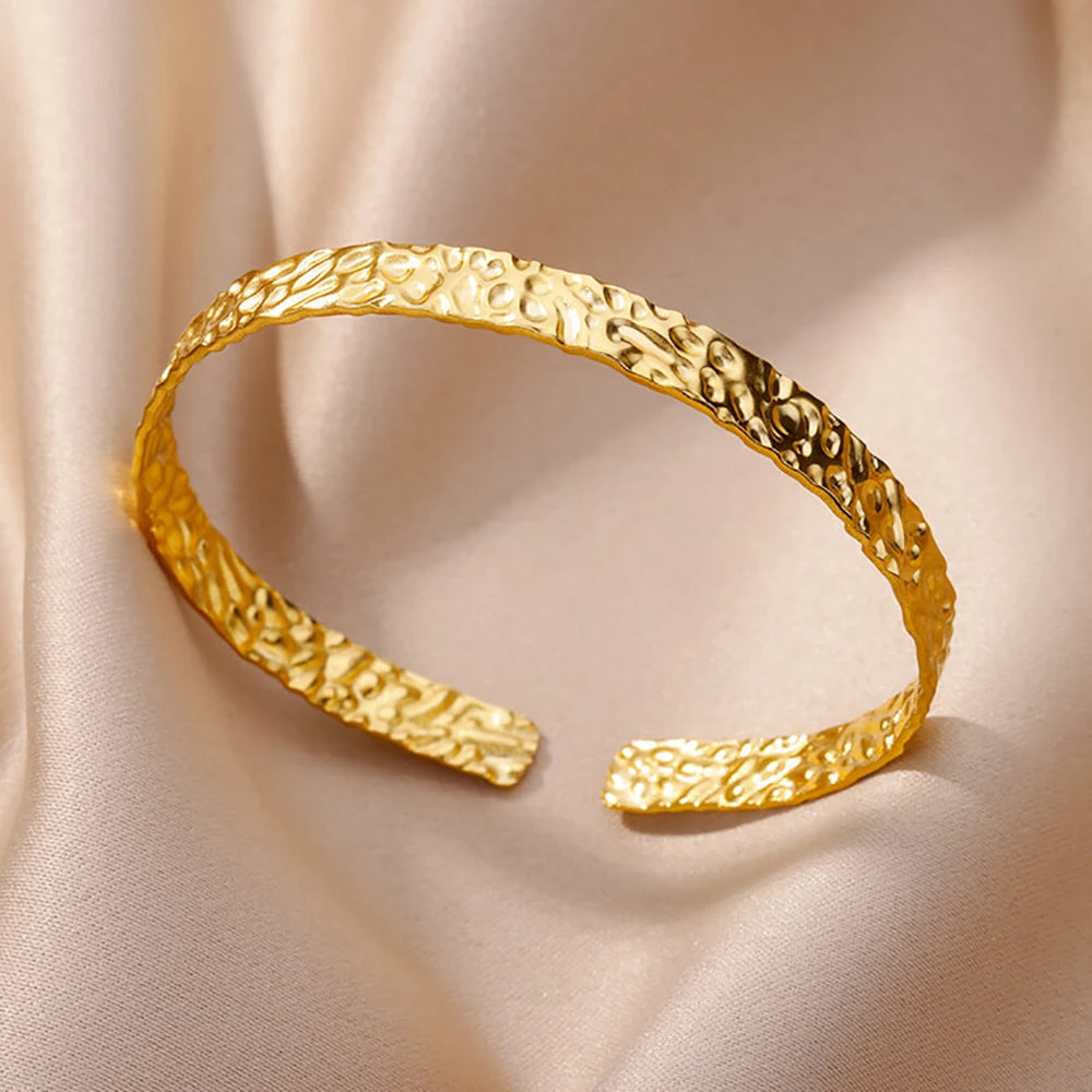 Stainless Steel Wide Bangles For Women'S Luxury Gold Color Chunky Flower Cuff Bangle Bracelet Femme Vintage Wedding Jewelry Gifts