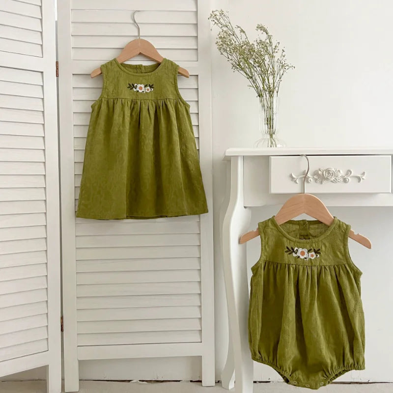 Girls Birthday Party Sisters Outfits Summer Green Apricot Floral Embroidery Sleeveless Bodysuit Vest Dress Baby Clothes H037