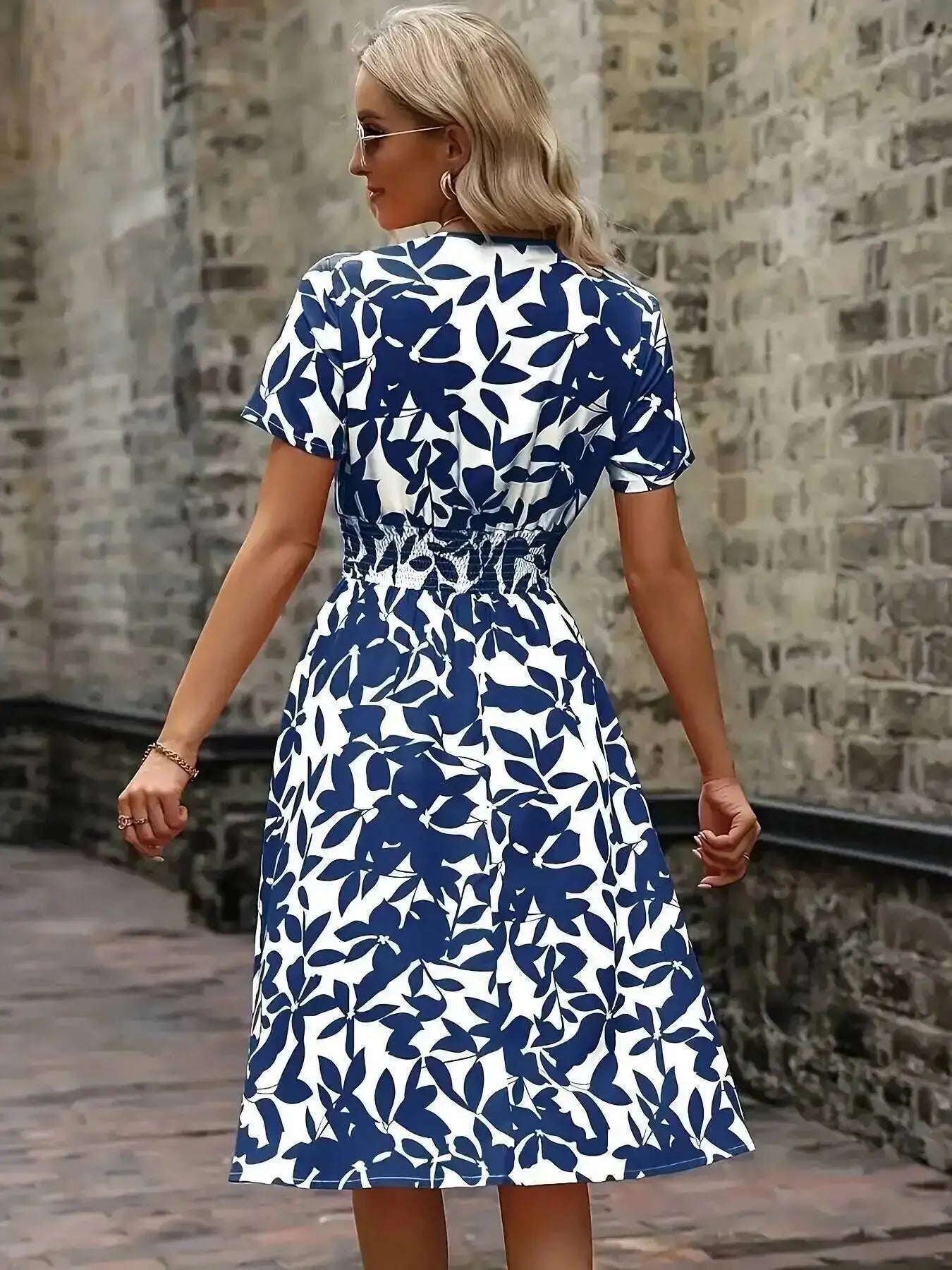 2026 European American New Spring Summer Short-Sleeved V Neck Leaf Floral Large Hem Skirt Waist Dress Dresses Tops 2KD7